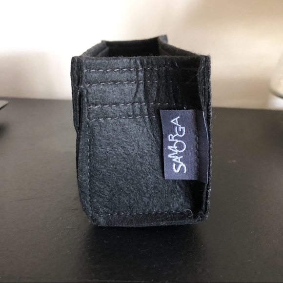 Chanel Black Caviar Square Mini - Picture 16 of 16